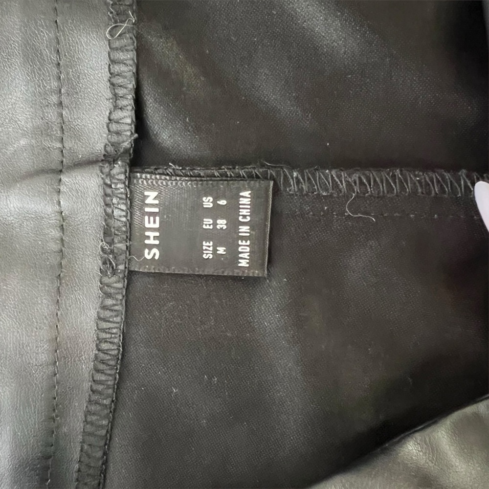 SHEIN Black High Waist Women's Shorts - Picture 3 of 3